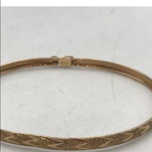 10K Yellow Gold Vintage Textured Flexible Bangle